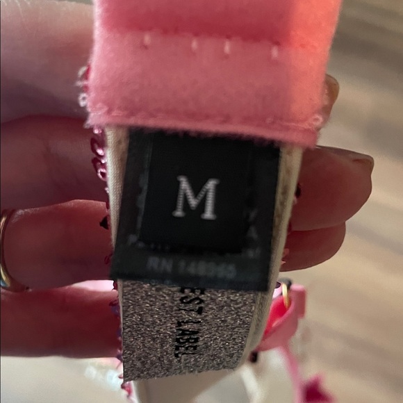 EastNWest Label UO Exclusive Sequin Bralette- Medium - Picture 5 of 6